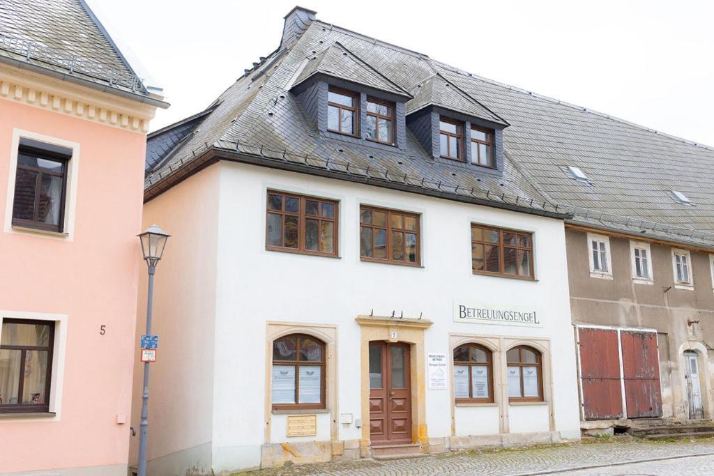 Ferienwohnung Nahe Schloss Kuckuckstein,Infrarotsauna, Hunde Liebstadt Esterno foto