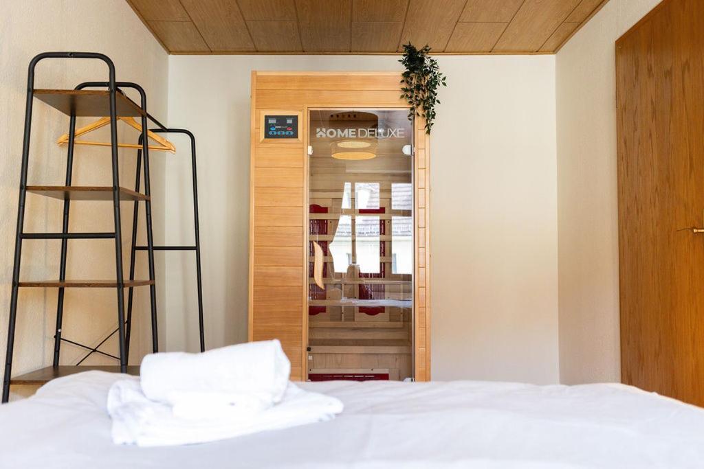 Ferienwohnung Nahe Schloss Kuckuckstein,Infrarotsauna, Hunde Liebstadt Esterno foto